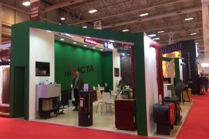 32547769_1932910663387752_4514426153296986112_n